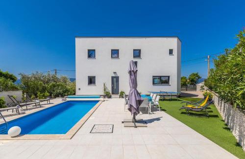 Linardici Villa | Villa ALMA