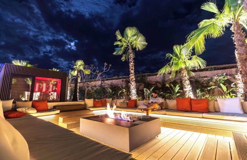 Tameslouht Villa | Villa Almaz Marrakech – Palais Exclusif avec Piscine, Spa et Sauna