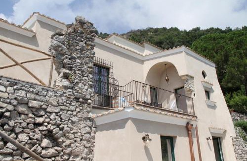 Pontone Cama Y Desayuno | Villa Amì