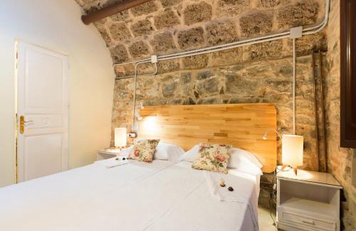 La Caleta Apartamento | Villa Amalia Suites Malaga