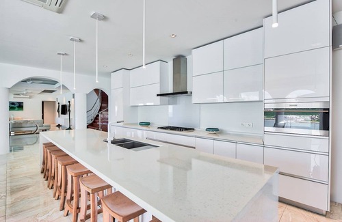 Upper Prince's Quarter Casa | Villa Amalia