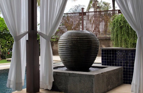 Beraban Villa | Villa Amani Tanah Lot - An absolute oceanfront villa experience.