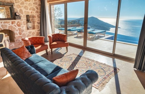 Demre Casa | Villa Ambar with infinity pool and great view
