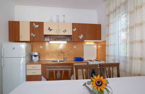 Bryastovets Casa | Villa Amber with Pool - Sunny Beach Area