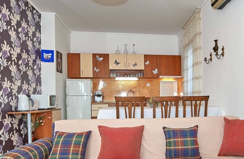 Bryastovets Casa | Villa Amber with Pool - Sunny Beach Area