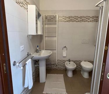 Vermezzo Cama Y Desayuno | Villa Ambra B&B Siviglia