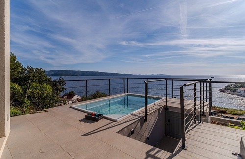 Nerezise Villa | Villa Amorpha with Pool