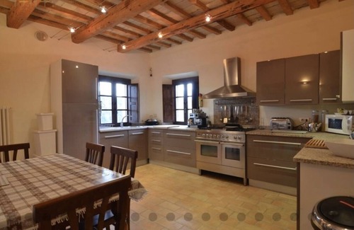 SantʼAngelo in Pontano Villa | Villa y granja con ama de llaves, en finca privada, disponible todo el año