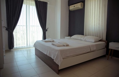 Ciftlik Villa | Villa Ana - Villa de 3 dormitorios con piscina privada y jardín y Wifi