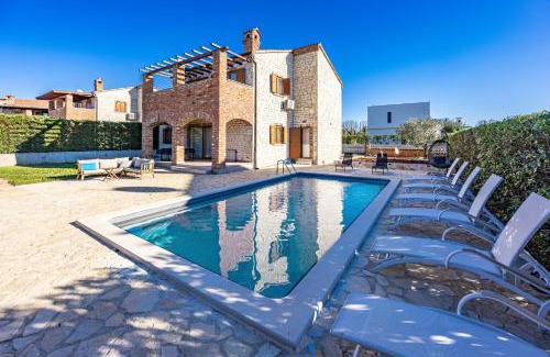 Butkovici Villa | Villa Ana Paradiz for 8 people in Central Istria with private pool & pet friendly