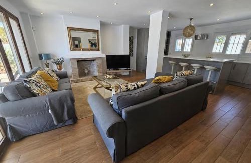 Mijas Villa | Villa Angel - La Cala Di Mijas - 4 Bedrooms, Private Pool, Close to the Beach