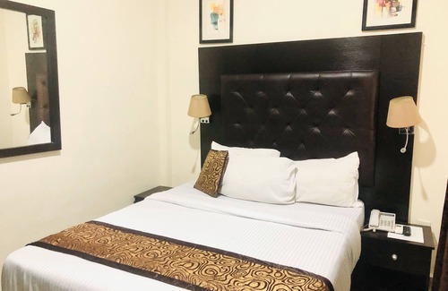 Ikoyi Hotel | Villa Angelia Hotel Annex