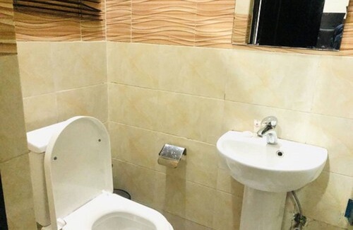 Ikoyi Hotel | Villa Angelia Hotel Annex