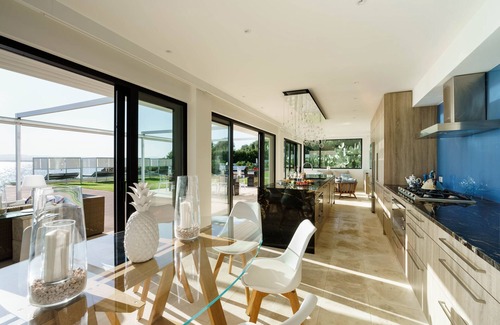 Plemmirio Villa | Villa con piscina climatizada en Siracusa, Sicilia, Italia para 8 personas