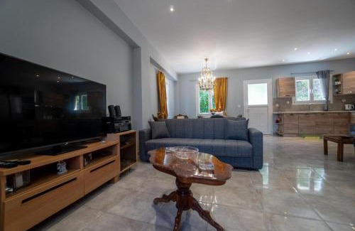 Sinarades Casa | Villa Angelique