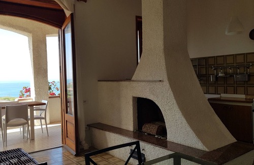 Fuscaldo Apartamento | Villa Anna - Apartment with a stunning sea view just minutes from the beach