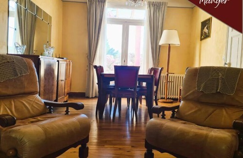 Le Puy d'Alon Casa | VILLA ANNEE 30 Rénovée ,Terrasse et Jardin