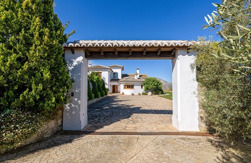Antequera Villa | Villa Antequera con vistas a la Montaña