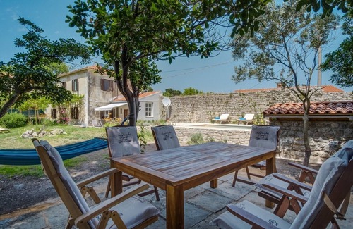 Mali Losinj Villa | Villa Antique in Osor