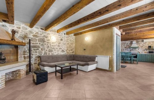 Antonci Villa | Villa Antonci 18, pool, 3 houses, jacuzzi, private