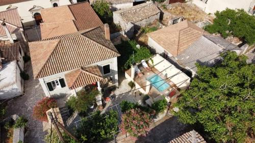 Loucha Casa | Villa Antoon