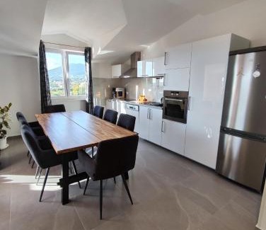 Kastel Stari Apartamento | Villa Apartments Brečić 1