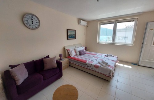 Kumbor Apartamento | Villa Apartments Kumbor President - Studio Apartment With Sea View (Zira)