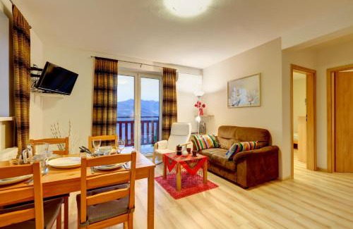 Piwniczna-Zdroj Apartamento | Villa Apia