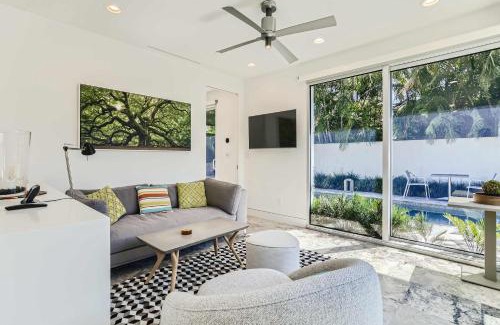 Flamingo Parks Casa | Villa Ardmore - Indulge in Spa Living with Guesthouse & Private Pool
