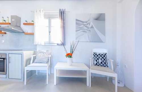 Drios Casa | Villa Areti in Punda Beach with view, private pool and Jacuzzi