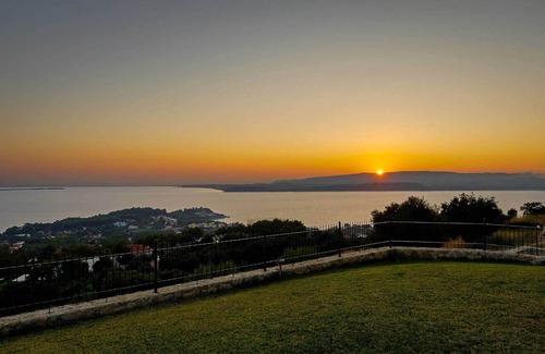 Lassi Villa | Villa Argostoli Bay- Esta villa incluye una piscina privada, excelentes vistas al mar y WI-FI