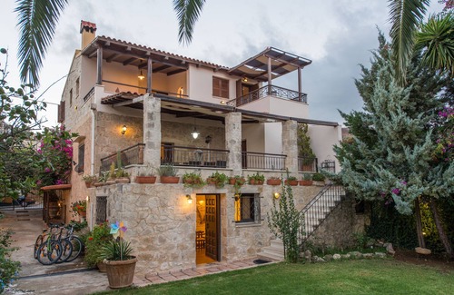 Kaliviani Villa | VILLA ARHONTARIKI LUJO- PRIVACIDAD