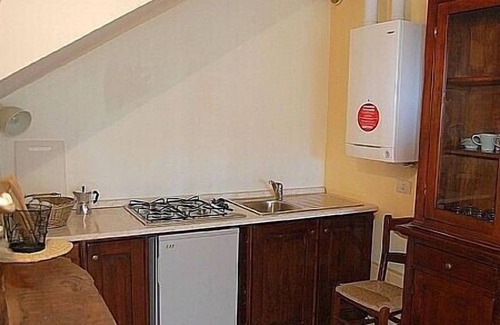 Montone Villa | Villa Aria: una espléndida villa histórica de cuatro pisos rodeada de prados y verdes colinas.