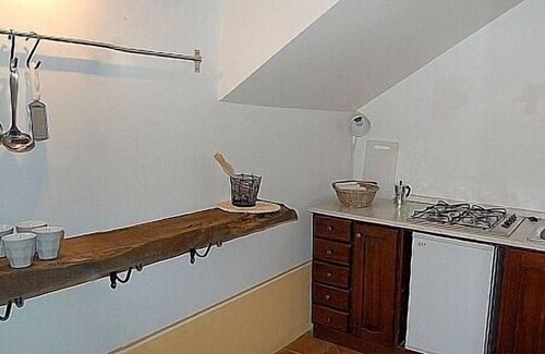 Montone Villa | Villa Aria: una espléndida villa histórica de cuatro pisos rodeada de prados y verdes colinas.