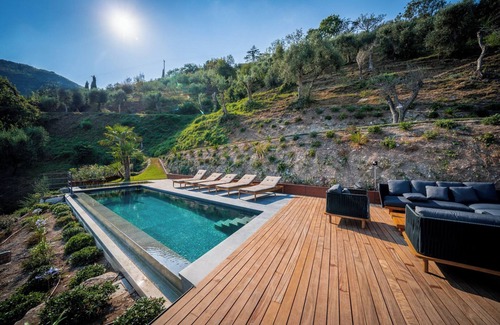 Arias Villa | 'Villa Arias' con vistas al lago, piscina y Wi-Fi