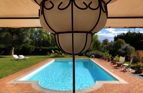 Sarzana Villa | VILLA ARTE 12 PAX Casa de campo de lujo con piscina, barbacoa WiFi cerca de 5 Terre