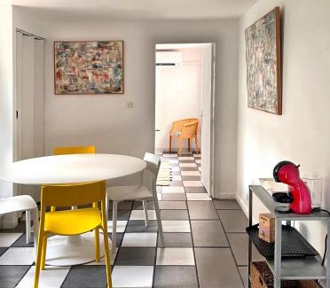 Riou - Petit Juas - Av de Grasse Apartamento | VILLA ARVOR CANNES Appartement indépendant en bas de maison