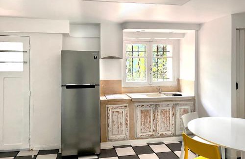 Riou - Petit Juas - Av de Grasse Apartamento | VILLA ARVOR CANNES Appartement indépendant en bas de maison