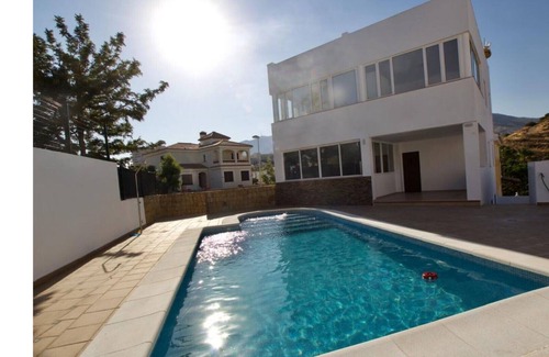 Torrequebrada Villa | VILLA ASUNCION BENALMADENA COSTA
