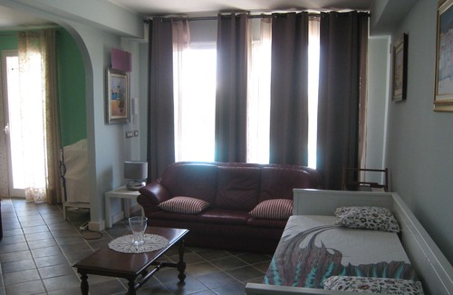 Arenella Apartamento | Villa a 800 metros. del mar con piscina, Arenella Siracusa, planta baja