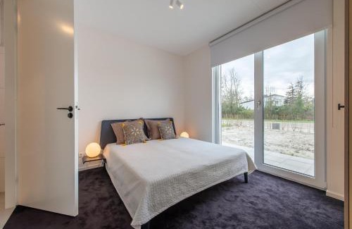 Kamperland Casa | Villa at Veerse Meer with Lake Views, cleaning included