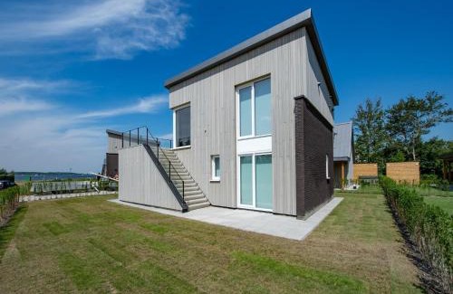 Kamperland Casa | Villa at Veerse Meer with Lake Views, cleaning included