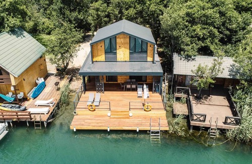 Ulcinj Villa | Villa Auburn River Ada Bojana