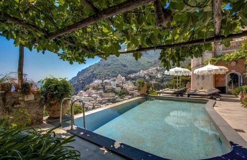 Liparlati Villa | Villa Augusta heaven in a room! Swimming pool with view. Services included!