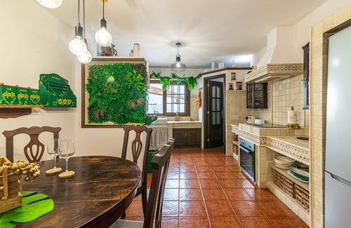 Villa de Arico Villa | Villa "Aurora" con piscina climatizada, vistas al mar, piscina privada y Wi-Fi