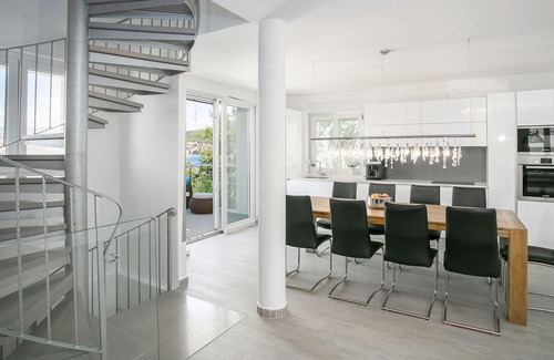 Okrug Gornji Villa | Villa Avalon