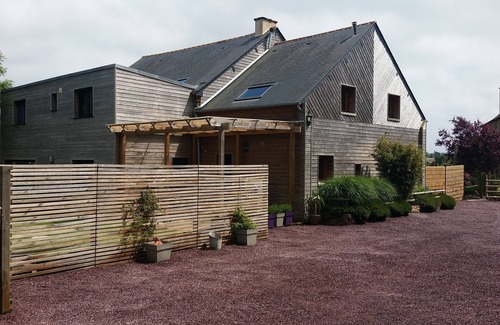 Saint-Malon-sur-Mel Casa | Villa Avec Piscine Privée Très Proche de la Forêt de Brocéliande