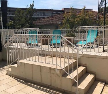 California - Pezou Apartamento | Villa avec Jardin à 5 min de marche du centre de Cannes et plages