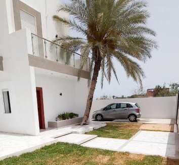 Midoun Villa | Villa avec piscine, 3 suites, 6lits, à 3min de la plage