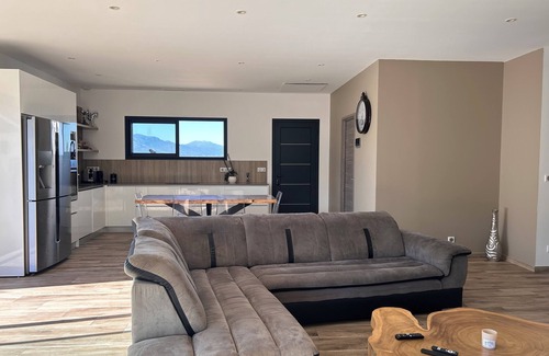 Borgo Casa | Villa Avec Piscine Proche de Toute Commodité